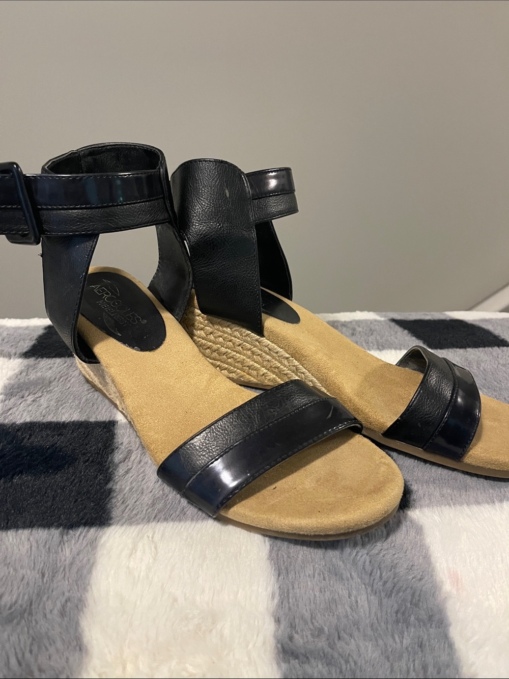 AEROSOLES Black Leather Ankle-Strap Espadrille Wedge Sandals
